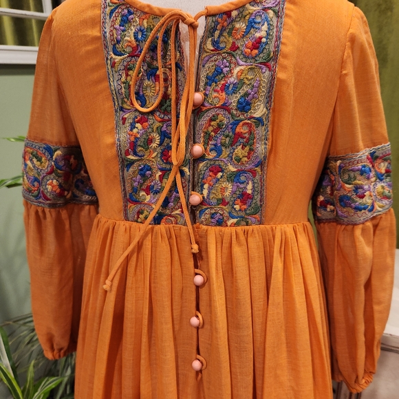 Vintage Beverly Paige maxi dress - Picture 3 of 8